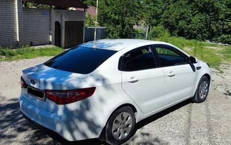 KIA Rio III рестайлинг, 2013 год, 850 000 рублей, 12 фотография
