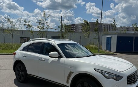 Infiniti FX II, 2010 год, 2 000 000 рублей, 3 фотография
