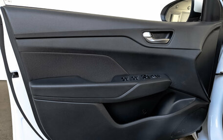 Hyundai Solaris II рестайлинг, 2022 год, 1 700 000 рублей, 19 фотография