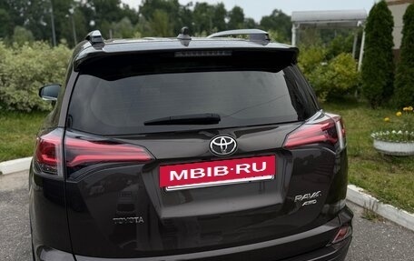 Toyota RAV4, 2019 год, 2 800 000 рублей, 6 фотография
