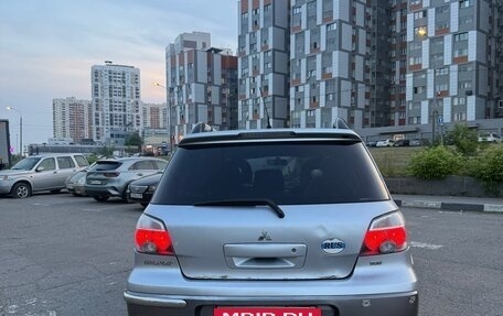 Mitsubishi Outlander III рестайлинг 3, 2005 год, 150 000 рублей, 4 фотография