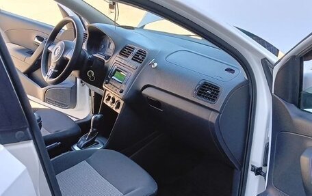 Volkswagen Polo VI (EU Market), 2012 год, 1 070 000 рублей, 17 фотография