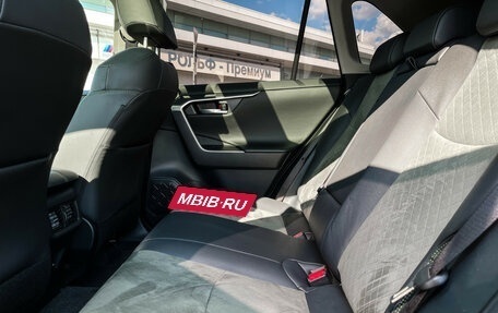Toyota RAV4, 2024 год, 3 799 000 рублей, 14 фотография