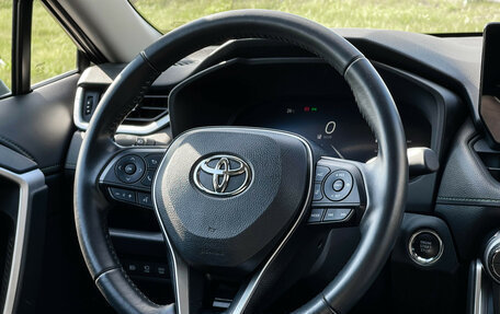 Toyota RAV4, 2024 год, 3 799 000 рублей, 17 фотография
