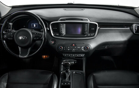 KIA Sorento III Prime рестайлинг, 2017 год, 2 215 000 рублей, 16 фотография