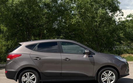 Hyundai ix35 I рестайлинг, 2011 год, 950 000 рублей, 2 фотография