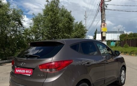 Hyundai ix35 I рестайлинг, 2011 год, 950 000 рублей, 3 фотография