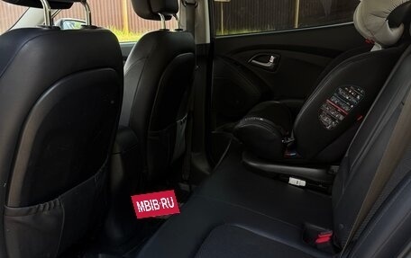 Hyundai ix35 I рестайлинг, 2011 год, 950 000 рублей, 12 фотография