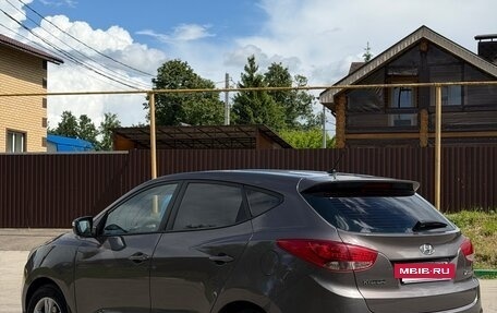 Hyundai ix35 I рестайлинг, 2011 год, 950 000 рублей, 16 фотография