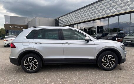 Volkswagen Tiguan II, 2018 год, 2 850 000 рублей, 14 фотография