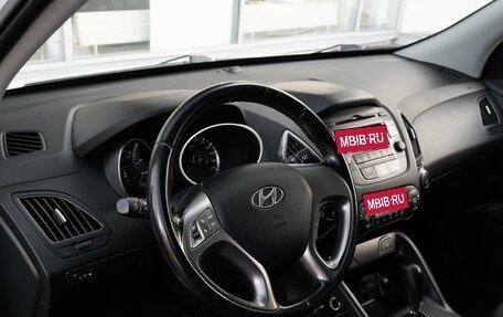 Hyundai ix35 I рестайлинг, 2014 год, 1 299 000 рублей, 10 фотография
