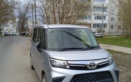 Toyota Roomy I, 2022 год, 1 200 000 рублей, 1 фотография