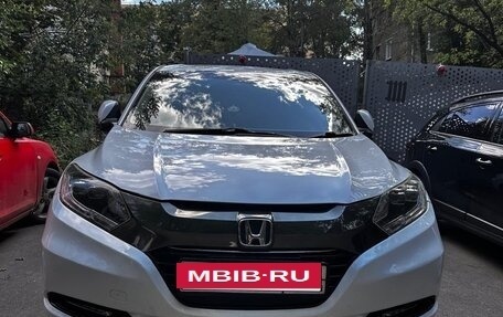 Honda Vezel, 2017 год, 1 500 000 рублей, 6 фотография