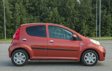 Peugeot 107 I рестайлинг, 2009 год, 340 000 рублей, 4 фотография