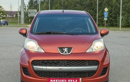 Peugeot 107 I рестайлинг, 2009 год, 340 000 рублей, 2 фотография