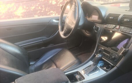 Mercedes-Benz C-Класс, 2001 год, 470 000 рублей, 6 фотография