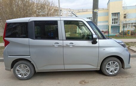 Toyota Roomy I, 2022 год, 1 200 000 рублей, 2 фотография