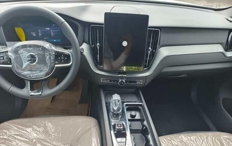 Volvo XC60 II, 2026 год, 5 630 000 рублей, 10 фотография