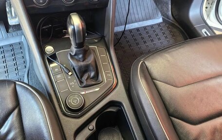 Volkswagen Tiguan II, 2019 год, 2 800 000 рублей, 15 фотография