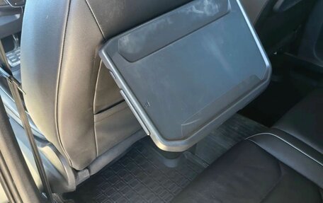 Volkswagen Tiguan II, 2019 год, 2 800 000 рублей, 16 фотография