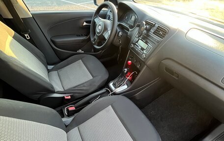 Volkswagen Polo VI (EU Market), 2011 год, 550 000 рублей, 8 фотография
