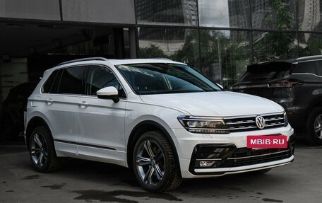 Volkswagen Tiguan II, 2019 год, 3 300 000 рублей, 4 фотография