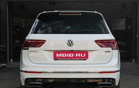 Volkswagen Tiguan II, 2019 год, 3 300 000 рублей, 6 фотография