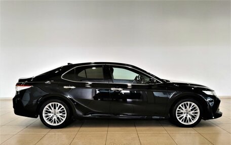 Toyota Camry, 2018 год, 2 835 150 рублей, 6 фотография
