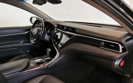 Toyota Camry, 2018 год, 2 835 150 рублей, 12 фотография