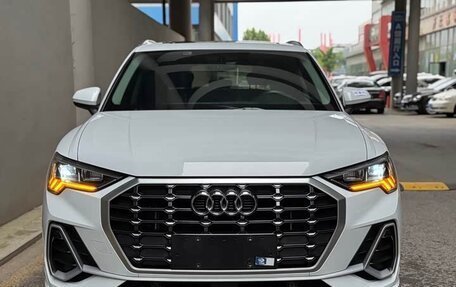 Audi Q3, 2023 год, 2 432 999 рублей, 2 фотография