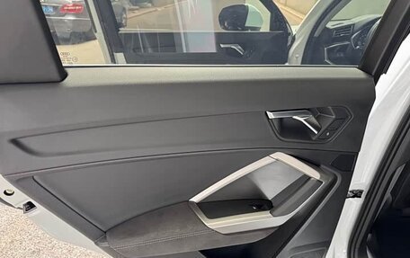 Audi Q3, 2023 год, 2 432 999 рублей, 16 фотография