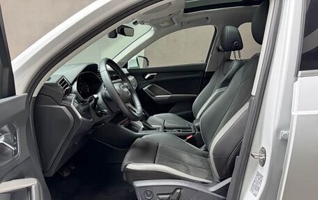 Audi Q3, 2023 год, 2 432 999 рублей, 9 фотография