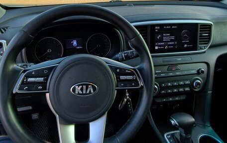 KIA Sportage IV рестайлинг, 2020 год, 2 200 000 рублей, 4 фотография