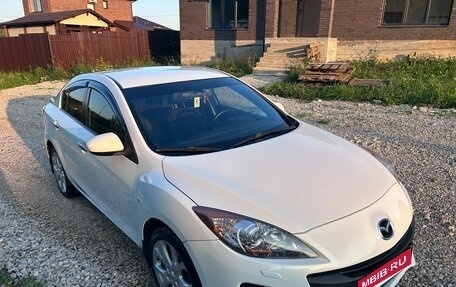 Mazda 3, 2012 год, 950 000 рублей, 2 фотография