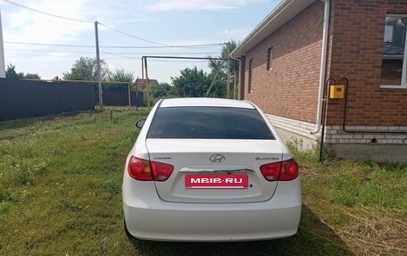 Hyundai Elantra IV, 2010 год, 585 000 рублей, 3 фотография