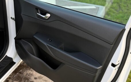 Hyundai Solaris II рестайлинг, 2021 год, 1 350 000 рублей, 9 фотография