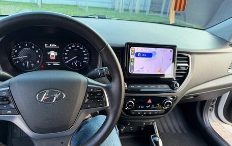Hyundai Solaris II рестайлинг, 2021 год, 1 350 000 рублей, 13 фотография
