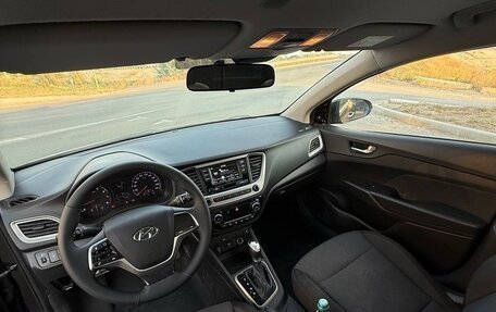 Hyundai Solaris II рестайлинг, 2022 год, 1 235 000 рублей, 10 фотография
