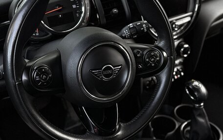 MINI Hatch, 2018 год, 1 800 000 рублей, 13 фотография