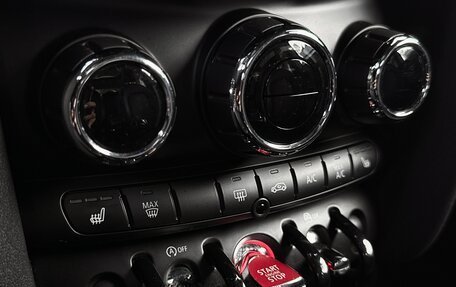 MINI Hatch, 2018 год, 1 800 000 рублей, 22 фотография