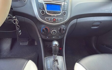 Hyundai Solaris II рестайлинг, 2011 год, 620 000 рублей, 8 фотография