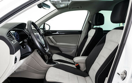 Volkswagen Tiguan II, 2017 год, 2 349 000 рублей, 23 фотография