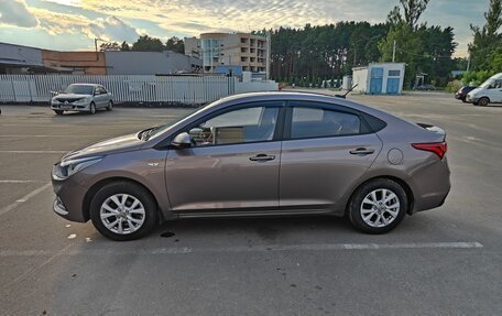 Hyundai Solaris II рестайлинг, 2019 год, 949 000 рублей, 4 фотография
