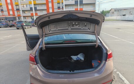 Hyundai Solaris II рестайлинг, 2019 год, 949 000 рублей, 8 фотография