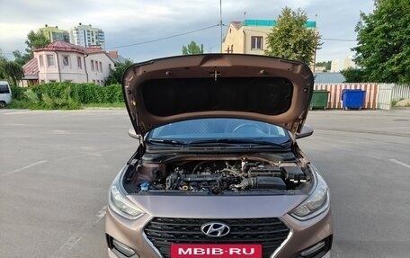 Hyundai Solaris II рестайлинг, 2019 год, 949 000 рублей, 5 фотография