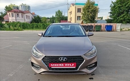 Hyundai Solaris II рестайлинг, 2019 год, 949 000 рублей, 2 фотография