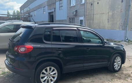 Volkswagen Tiguan I, 2010 год, 880 000 рублей, 4 фотография