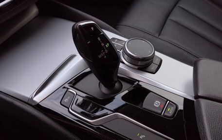 BMW 5 серия, 2019 год, 2 580 000 рублей, 14 фотография