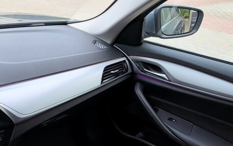 BMW 5 серия, 2019 год, 2 580 000 рублей, 23 фотография