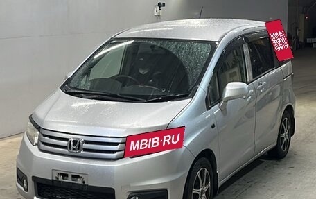 Honda Freed I, 2010 год, 940 000 рублей, 15 фотография